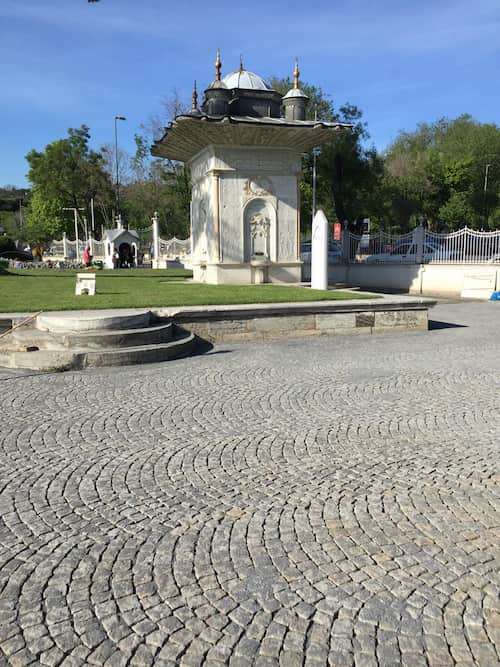 granit küp taşlar